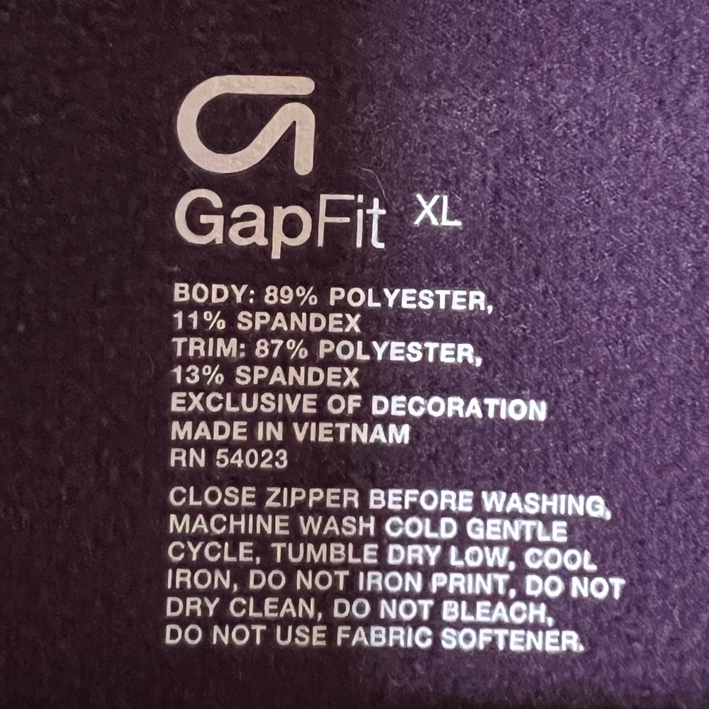 Gap Fit purple zip up lightweight jacket XL with pockets - Picture 3 of 4